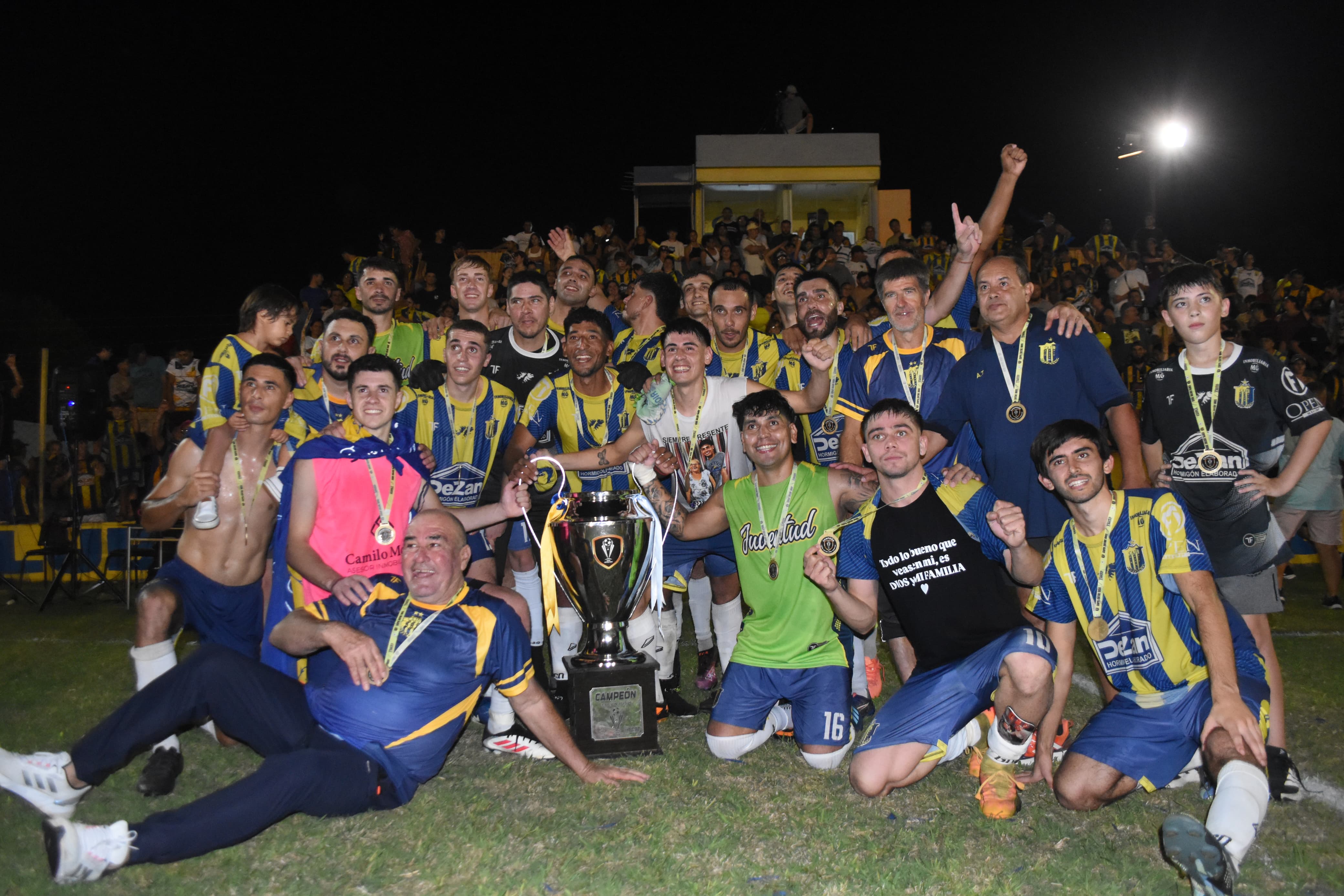 Locales: EL JUVE SE CONSAGRÓ CAMPEÓN DE LA COPA ENTRE RÍOS