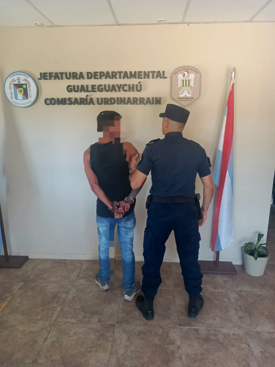 Locales: Detienen a un individuo por resistencia a la autoridad