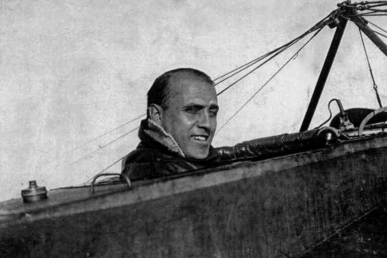 27 de mayo (1875) -  Nace en Capital Federal Jorge Newbery