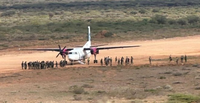 Somali National Army flight lands at Ras Komboni