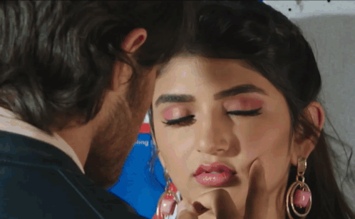 1fb5d8cc-24e7-46d1-b03a-89097a84b69e.gif