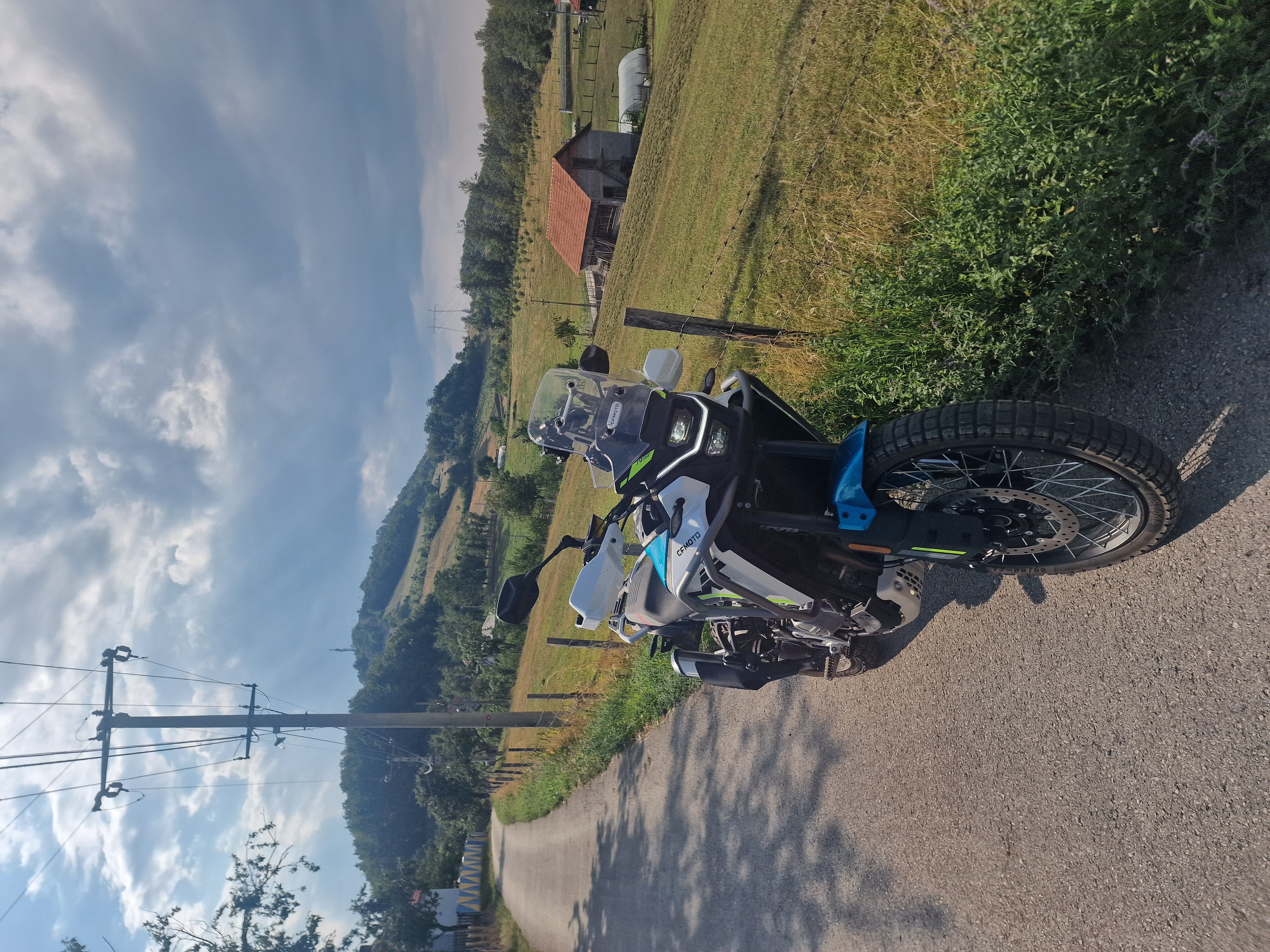 087d2f28-1f8f-4518-b5e6-9ffaf1f7f73f.jpg