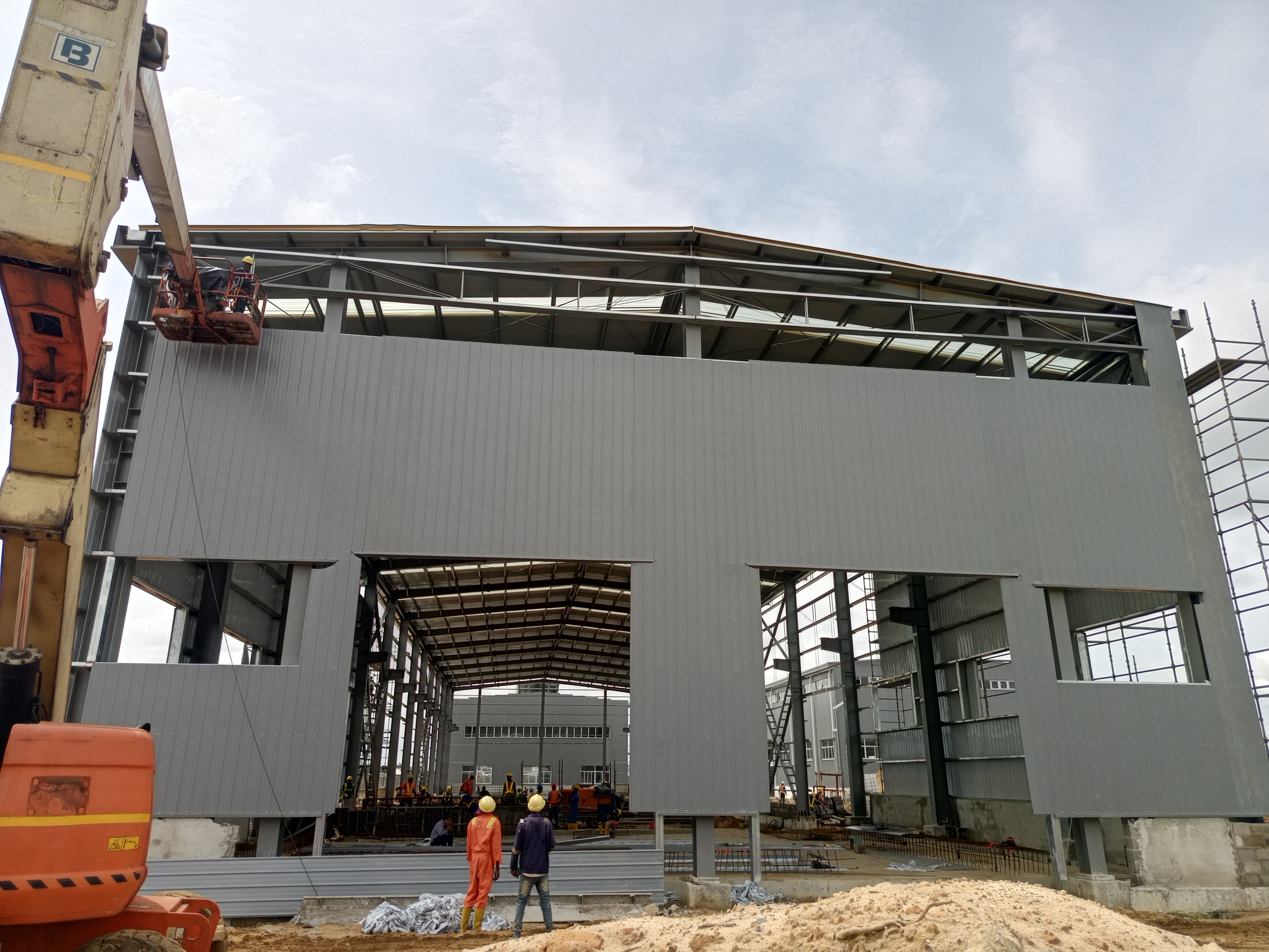 Warehouse roofing project