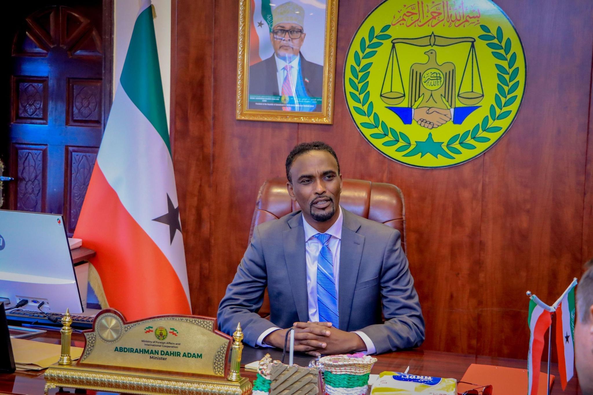 Somaliland Foreign Minister H.E. Abdirahman meets with Turkish General Consul in Hargeisa